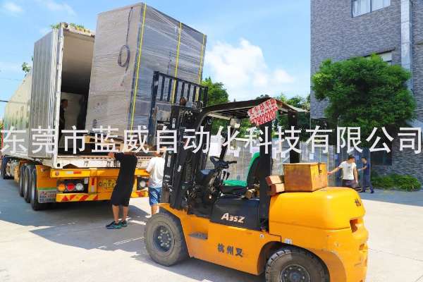 洗模噴漆一體機雙柜齊發(fā)！